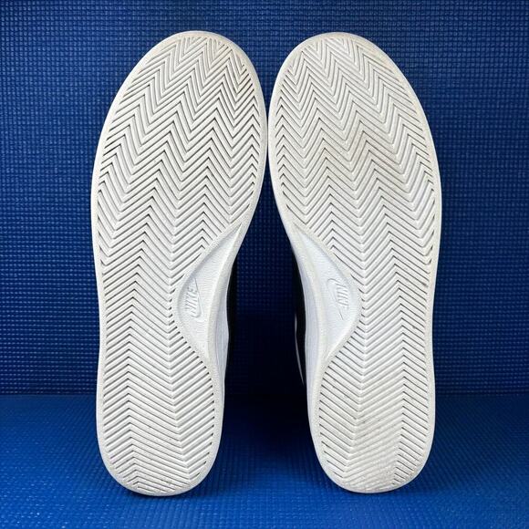? NIKE COURT ROYALE 2 Men`s Size 10 White Black Athletic Shoes CQ9179-100 main image 4